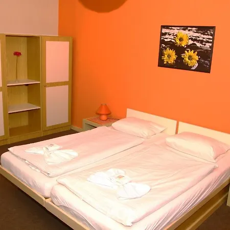 Bor Hotel
